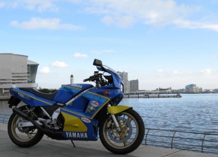 Motorcycles Yamaha TZR 50,125 250, their technical characteristics