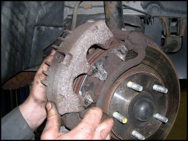 Replacing the front wheel bearing with your own hands