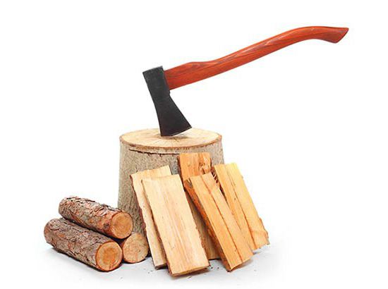 How to properly chop wood: equipment and instructions