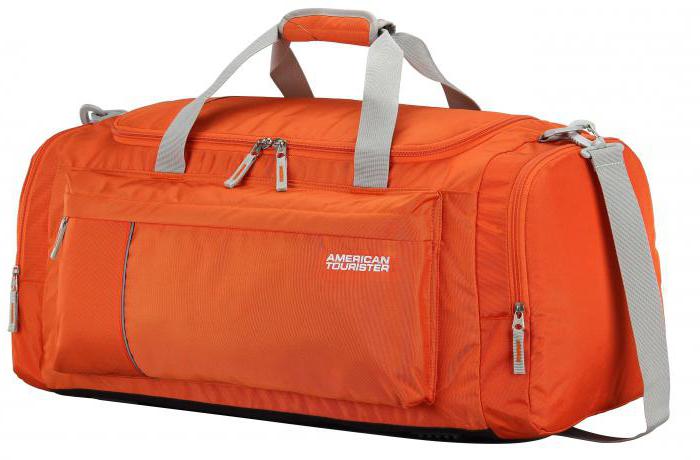 Travel bag on wheels with a sliding handle: отзывы о производителях