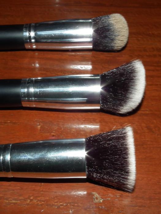 brush kabuki meri kei