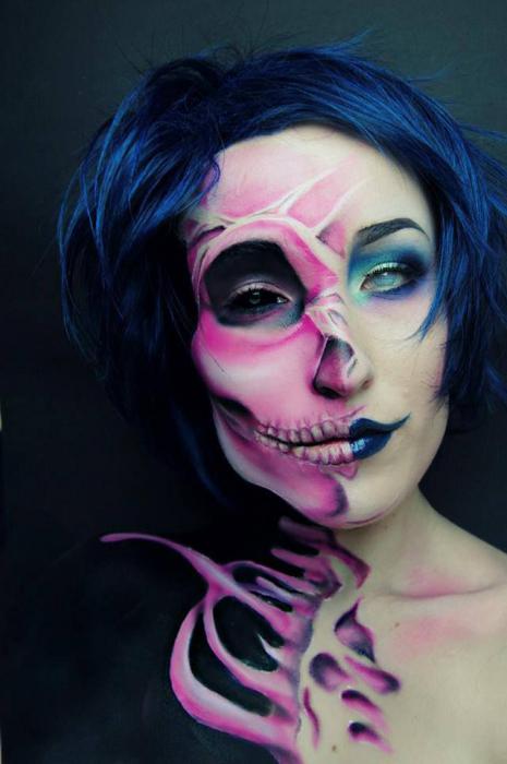 Sugar skull: make-up for Halloween