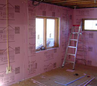 how to insulate walls from the inside in a private house