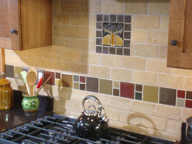 Ceramic tiles for kitchen on apron: how to choose the right material?