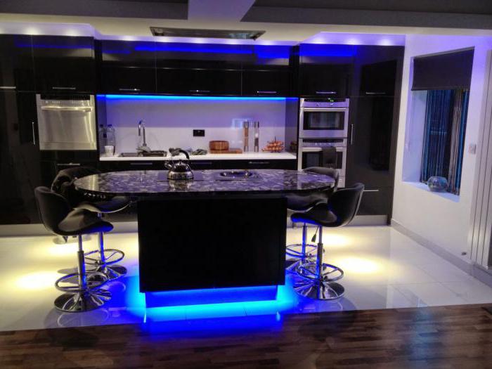 linear LED lighting for kitchen