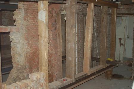 bearing house wall