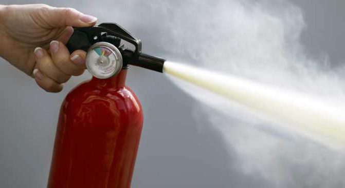 Fire extinguisher OP-10. Features, benefits, use