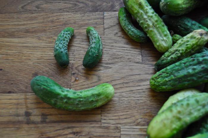 why cucumbers grow crooked