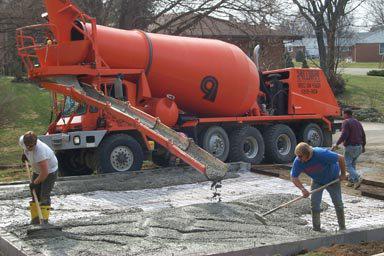 at what temperature can you pour concrete