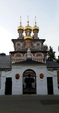 In the Church of the Nativity of Christ in Izmailovo