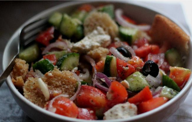 Bean salad: cooking recipes with photos. Salad with beans canned