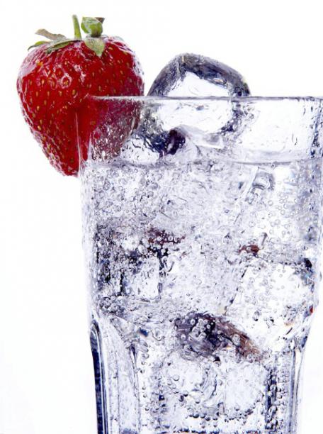 sparkling mineral water harm or benefit