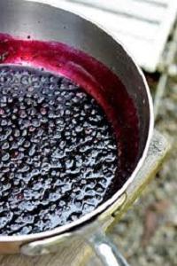 How to cook currant jam: a classic recipe and a quick - five-minute