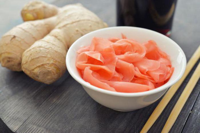 Why pickled ginger has a pink color 