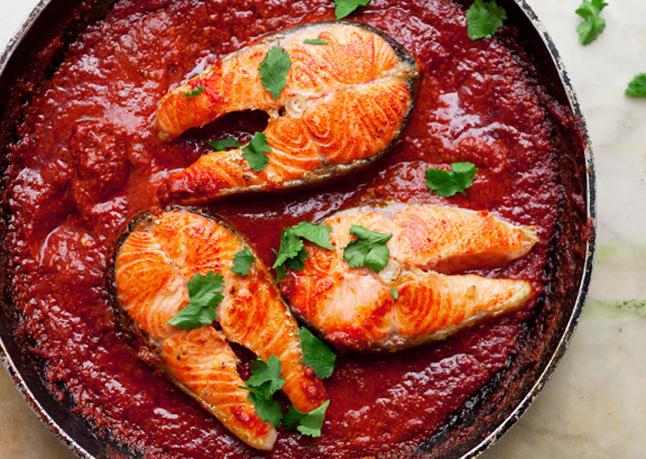 stewed fish in tomato sauce