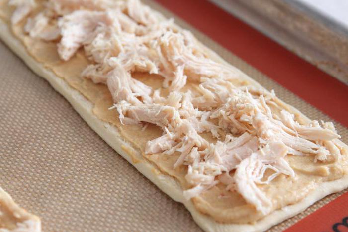 puff pastry with chicken and mushrooms