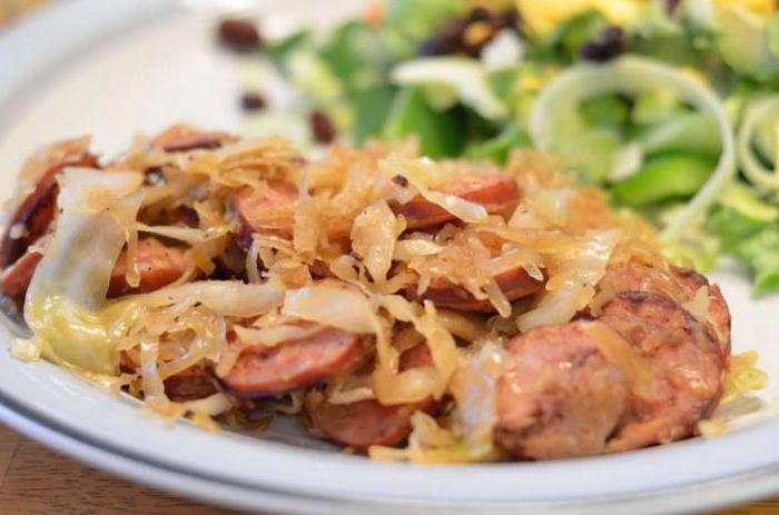 prepare a hodgepodge of fresh cabbage with sausage