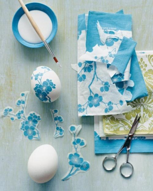 Decoupage of eggs