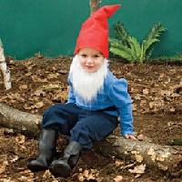 How to sew a gnome costume with your own hands