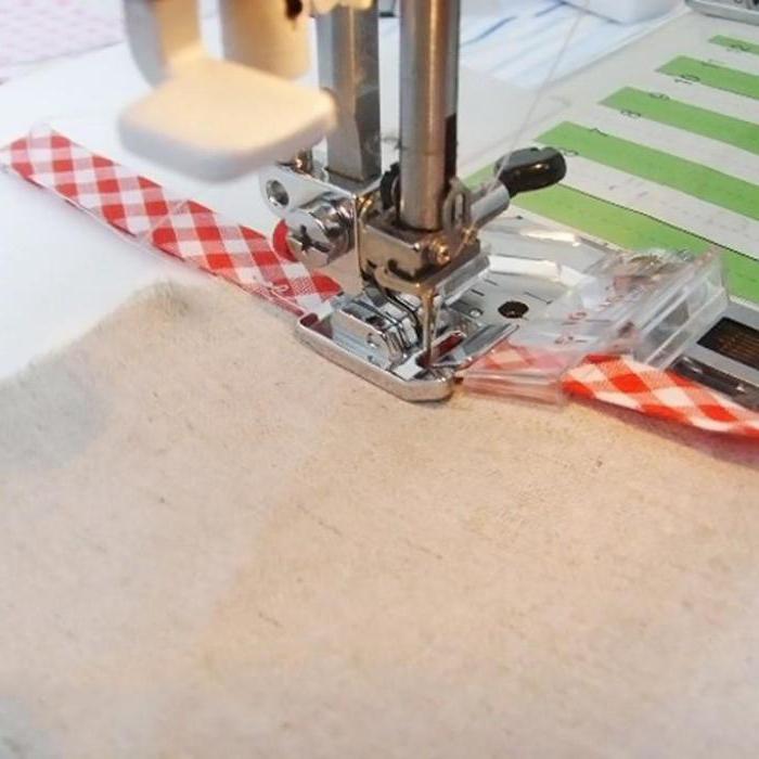 foot for sewing oblique jockey janome 