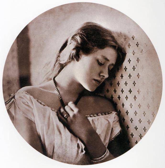 Julia Margaret Cameron: Biography and Creativity