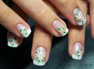 short french manicure photo