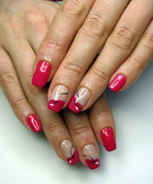 Red coat, nail design: photo of stylish manicure