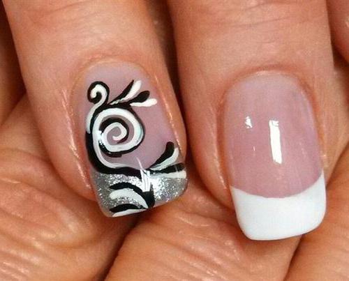 manicure of monogram