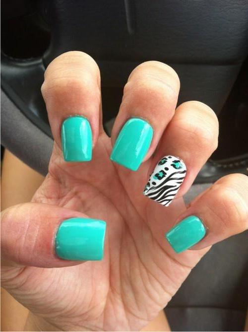 manicure mint color