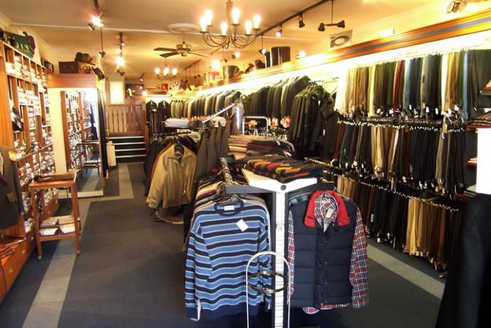 Discount on "Ordzhonikidze". Shops with brand clothes