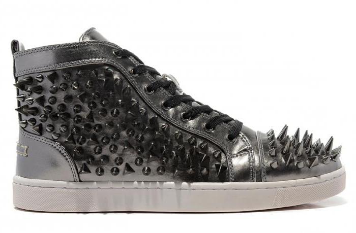 sneakers with spikes