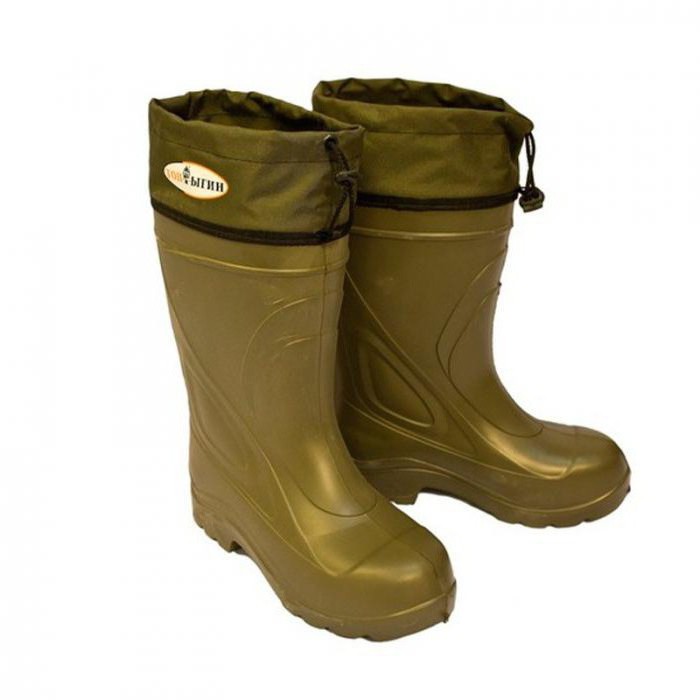 boots for winter fishing