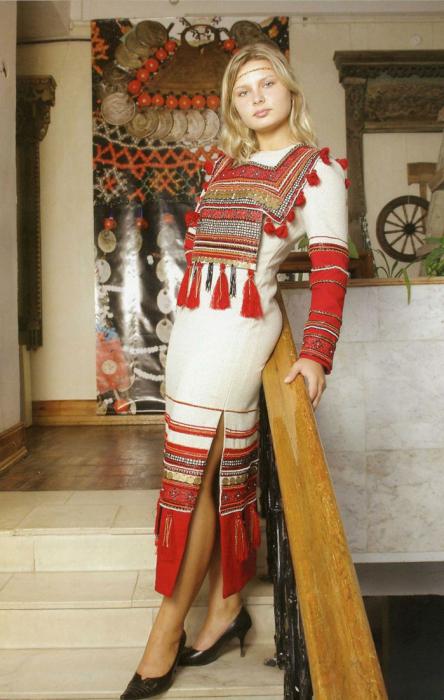 Mordovian national costumes: description, photo