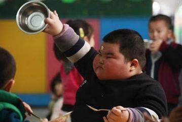 The thickest child in the world: cute or terrible?