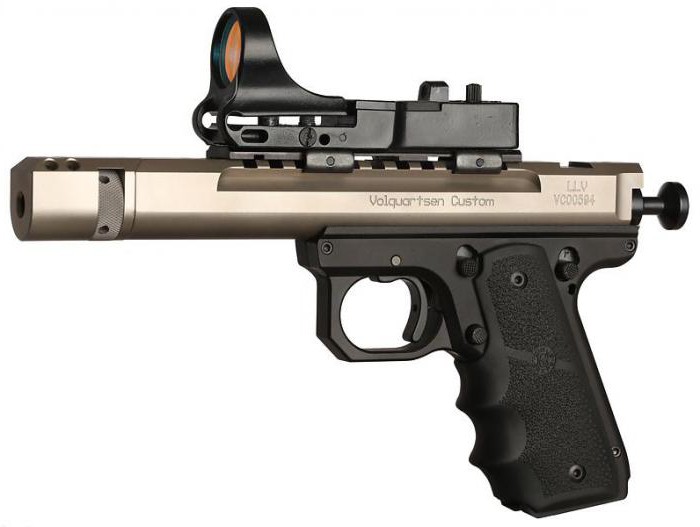 small-caliber weapon pistols