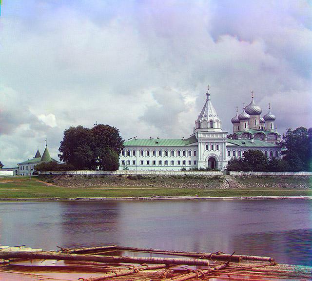 Kostroma Province: counties and its history