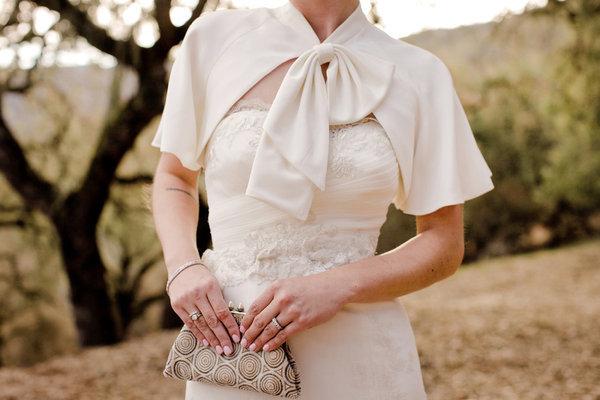 capes for the bride photo