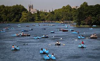 Sights of the British capital: Hyde Park in London