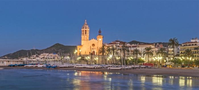 Tourist Spain: Sitges and its features