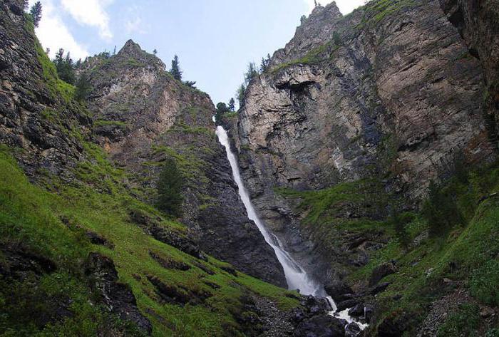 Shinok Waterfall