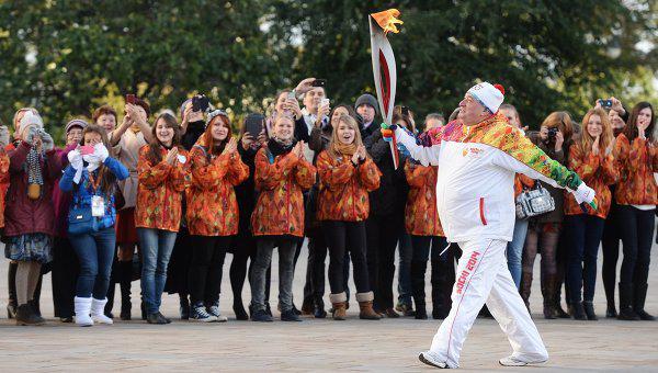 Shavarsh Karapetyan Olympic flame