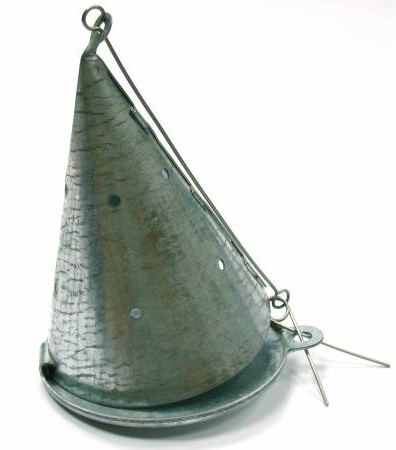 Winter feeder for fishing with your own hands. Homemade feeder for winter fishing