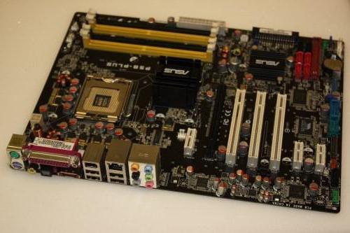 ASUS P5B Plus. Motherboard Overview