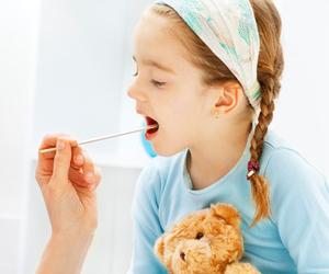 How to cure a child a dry cough